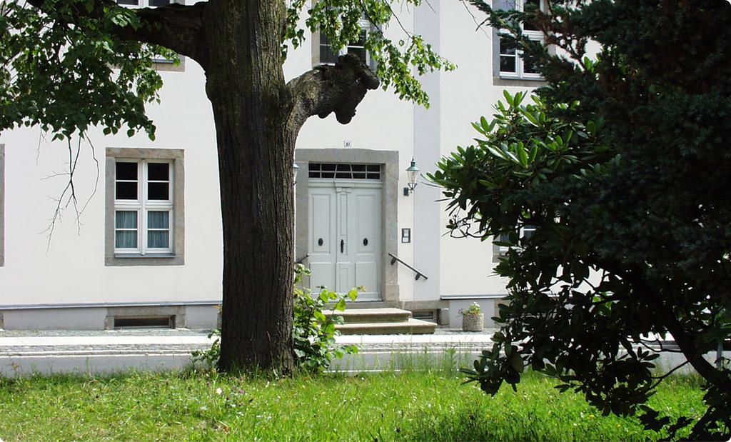 Komensky Gaeste- Und Tagungshaus Herrnhut エクステリア 写真
